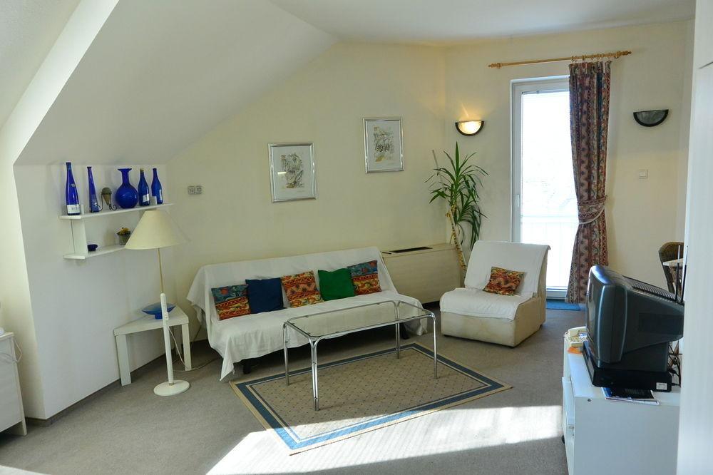 부다페스트 Belle Fleur Panzio B&B 외부 사진