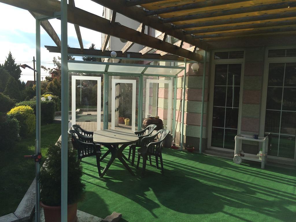부다페스트 Belle Fleur Panzio B&B 외부 사진